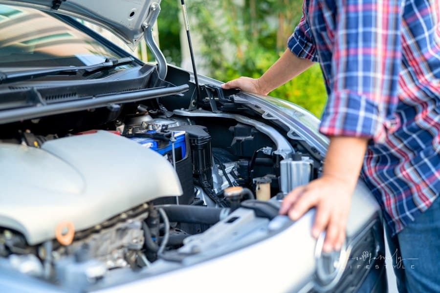 How to Diagnose Common Car Engine Problems Efficiently