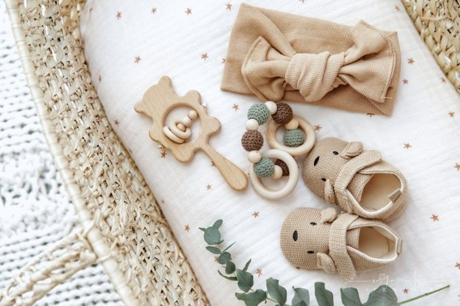 Newborn Checklist: Baby Essentials for the First 6 Weeks