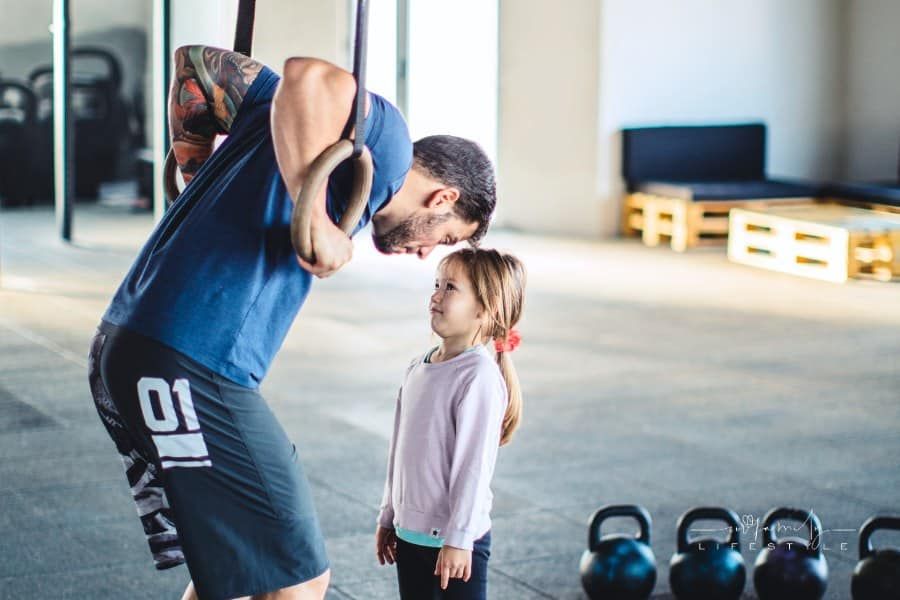 8 Essential Health Tips for Dads: How to Stay Fit and Healthy for Your Family