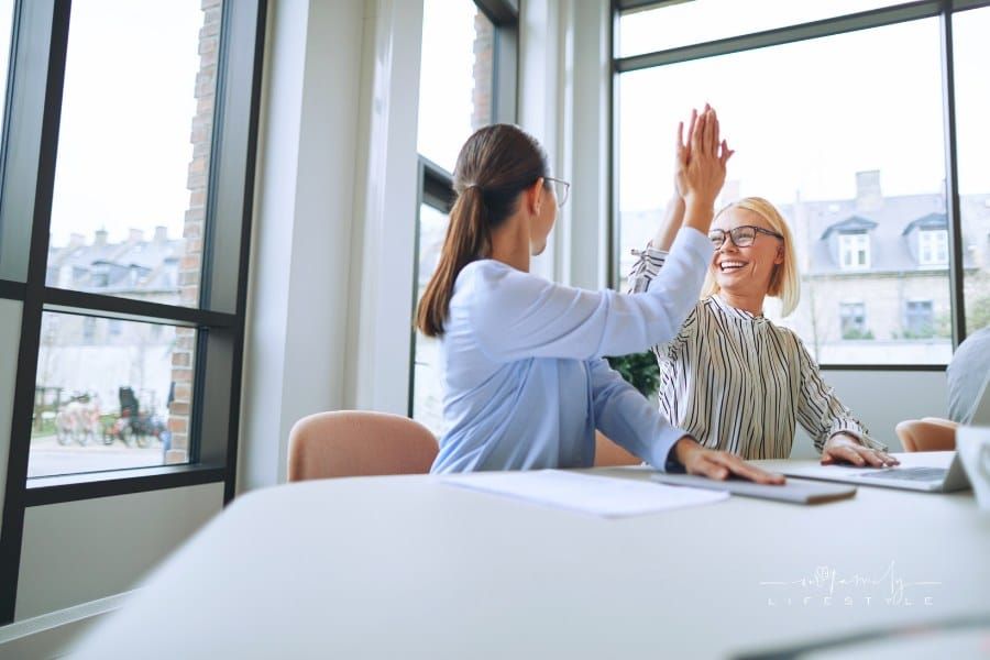 Beyond the Bachelor’s: Exploring Alternative Paths to Career Success