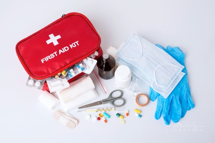 Buying First Aid for Your Family: 6 Crucial Tips to Have in Mind