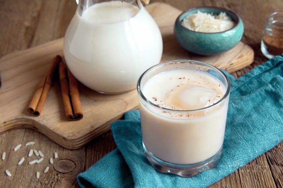 Mexican Horchata with Cinnamon and Vanilla