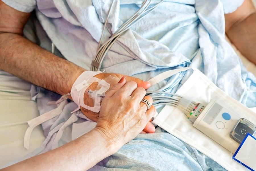 What To Do If Your Family Member Gets Injured In a Serious Car Accident