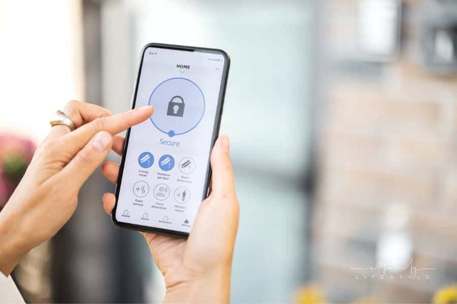 The Importance of Home Security: Easy Ways to Keep Your Family Safe