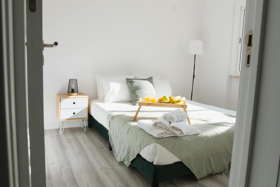 Creating Guest-Ready Spaces Fast Before Last-Minute Arrivals