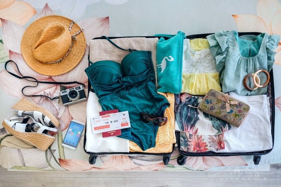 What Outfit Should You Pack For Your Next Vacation?