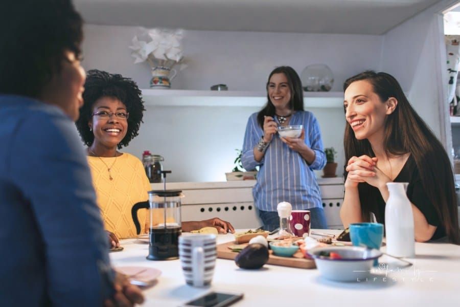 Living Solo or With Roommates? Pros and Cons of Different Accommodation Styles