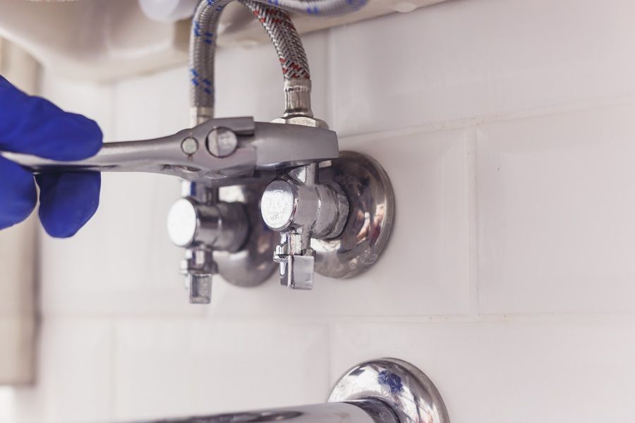 Renovating in Gold Coast? Don’t Forget to Call a Licensed Plumber