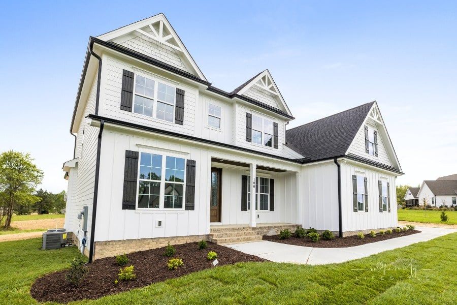 Important Steps to Take if the Exterior of Your Home Has Suffered Damages