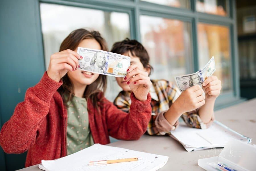 Teaching Your Kids About Financial Responsibility