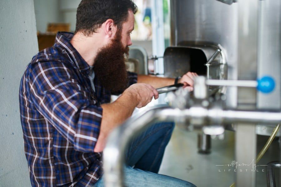 The Long, Tasty History of Mash Hop Brewing - A Sip of Yesteryear in Today's Beer