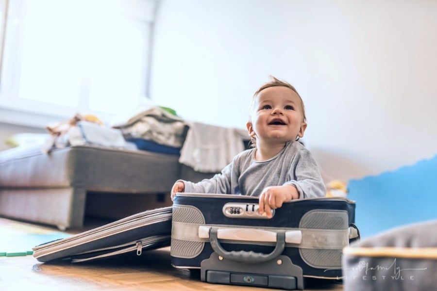 9 Tips to Prepare for Your First Vacation With a Baby