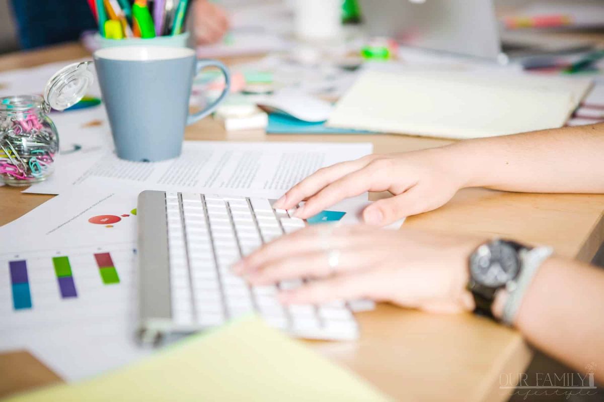 What to Do When Starting a Business Without Money