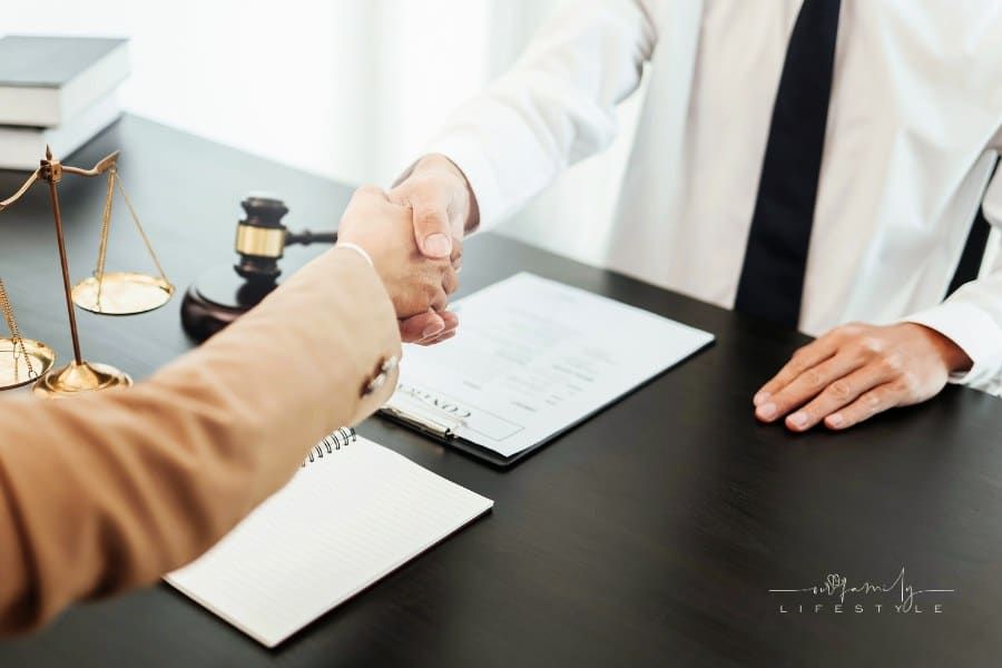 Navigating Family Legal Issues: Why Hiring a Lawyer is Essential