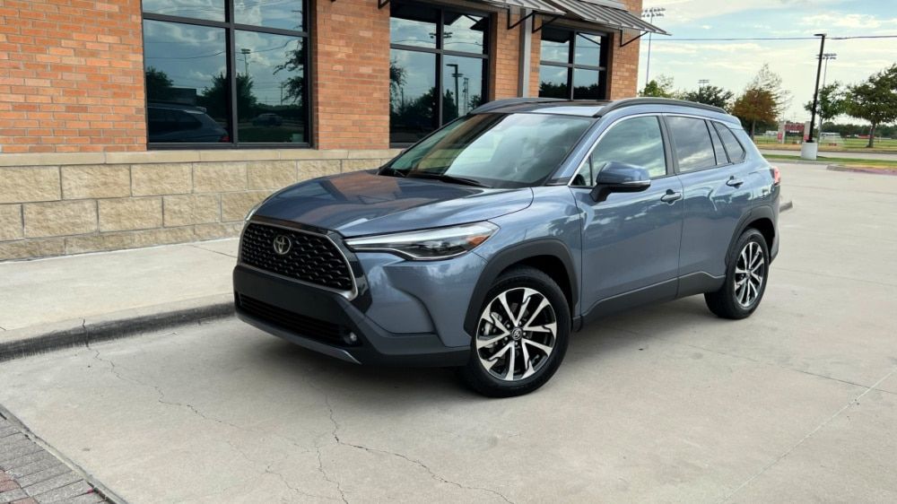 2022 Toyota Corolla Cross front view