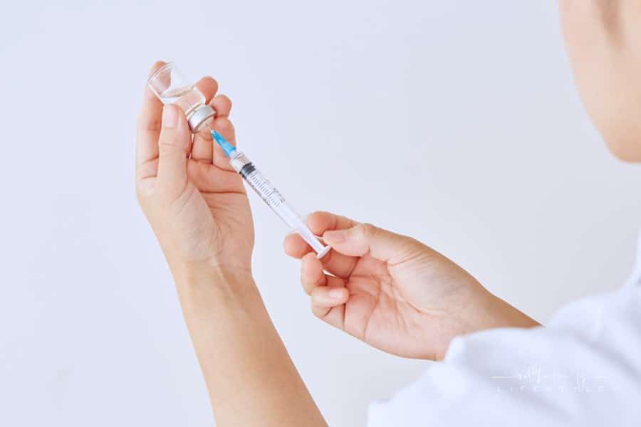 Preparation of Injection with Syringe and Vial