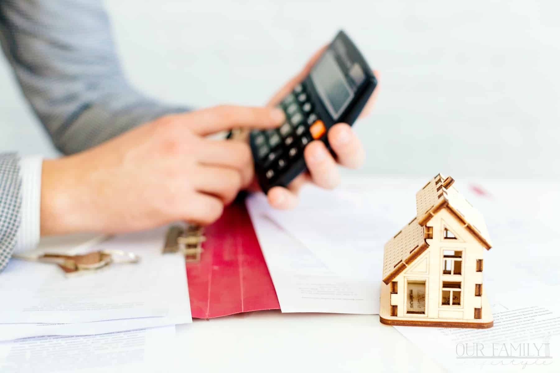 Advantages and Disadvantages of Reverse Home Loans