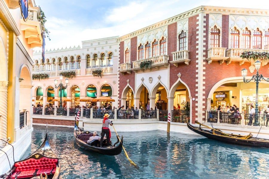 Venetian Hotel in Las Vegas gondola rides