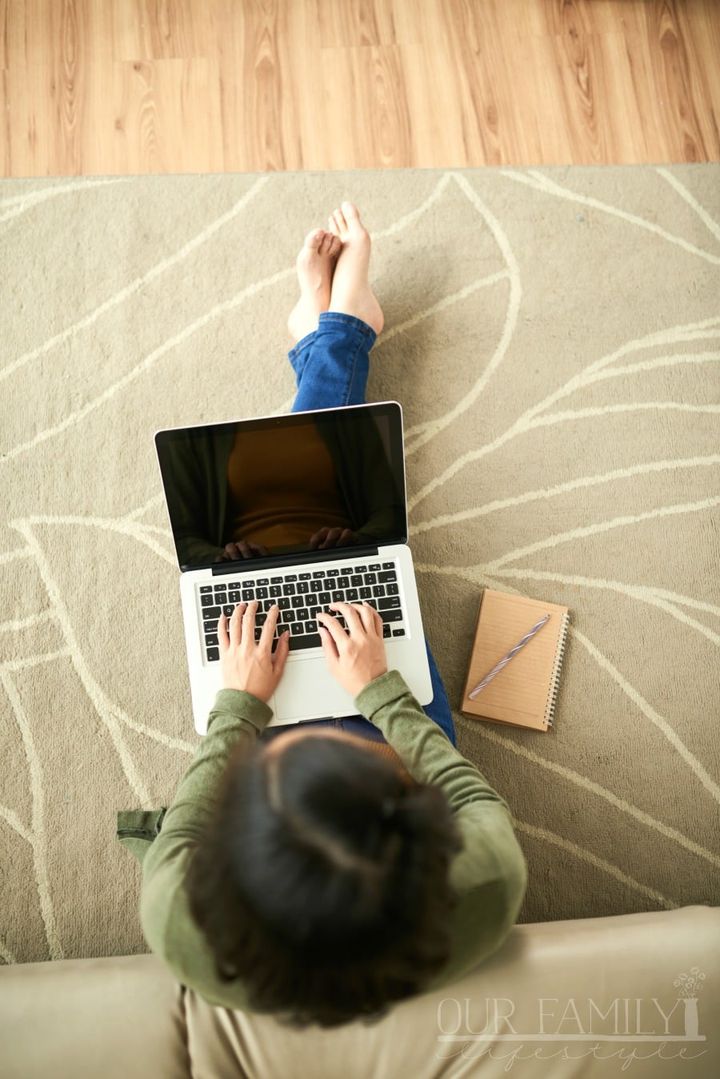 5 Jobs You Can Do From The Comfort Of Your Own Home