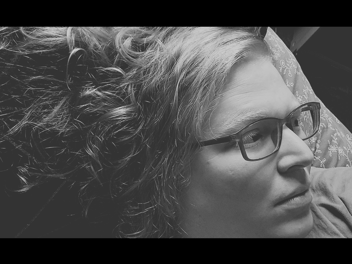 INTERVIEW: Amelia Riggs Calls For Angrier, Messier, Louder Queer Country