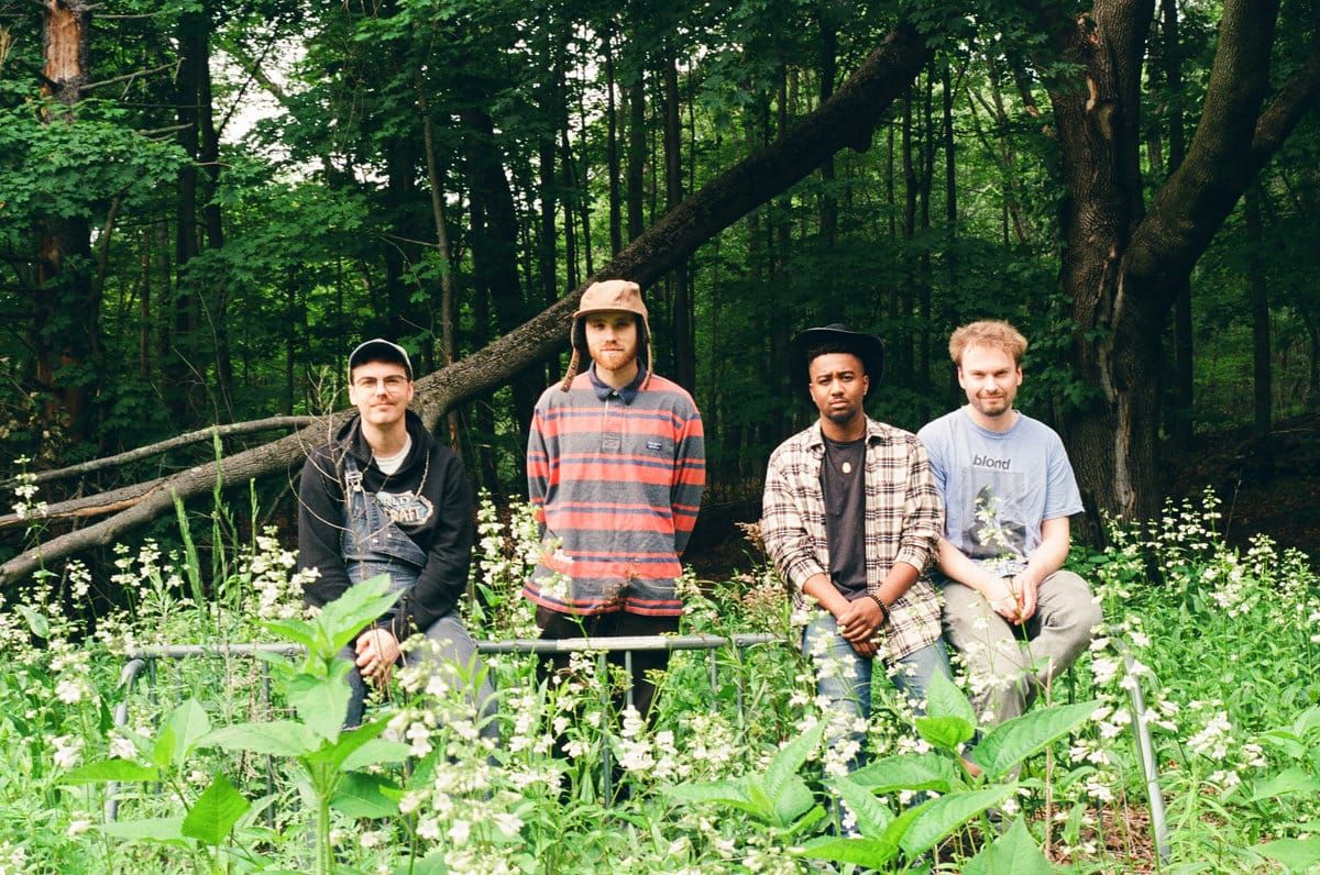 PREMIERE: Tiberius Lets Go in "Moab"