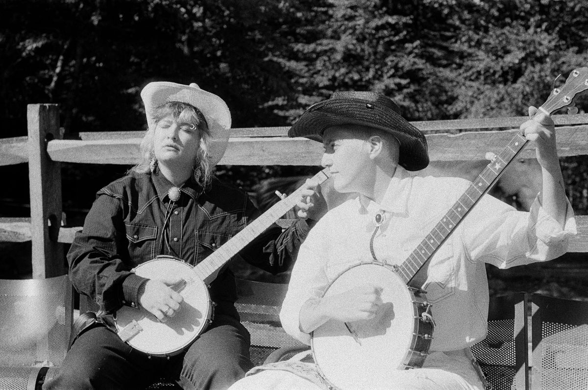 Rainbow Ruckus 2/25: Sweet Petunia, Jesse Blake Rundle, Rio Romeo, and More!