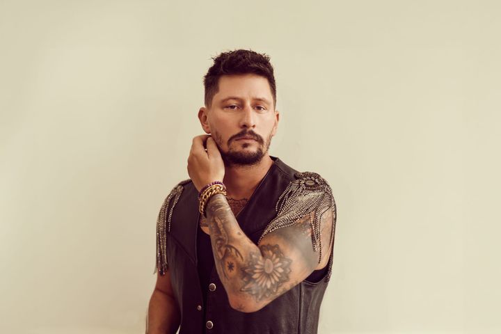 Chris Housman Spins Universal Narrative on Blueneck