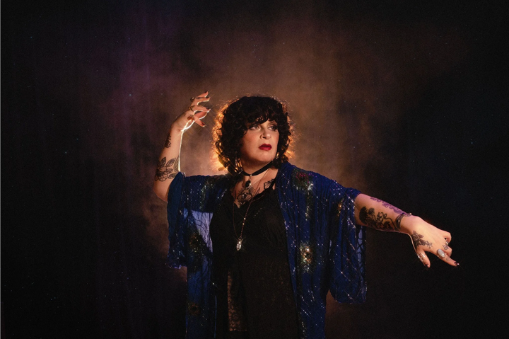 Jessye DeSilva -- Glitter Up the Dark