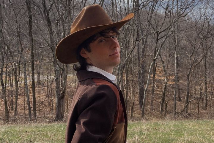 INTERVIEW: Brogan Smith Rediscovers Queer Family in "Bloodline"