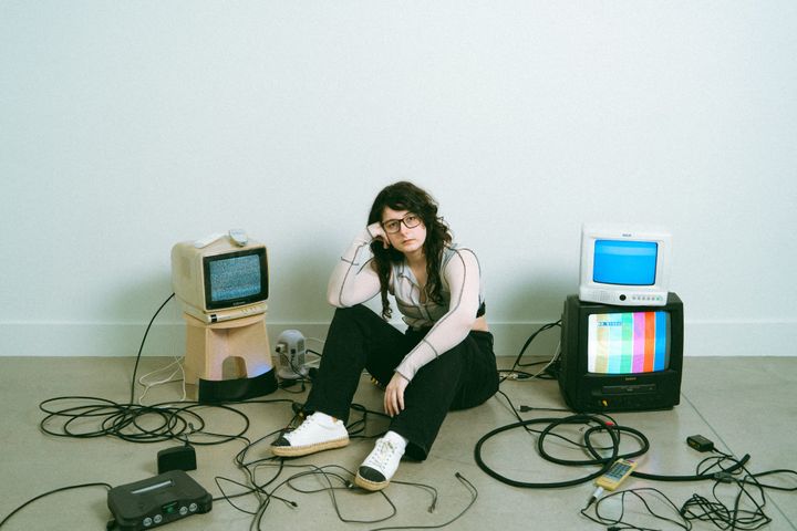 INTERVIEW: Madds Buckley Illustrates the Relationship Between People and Machines