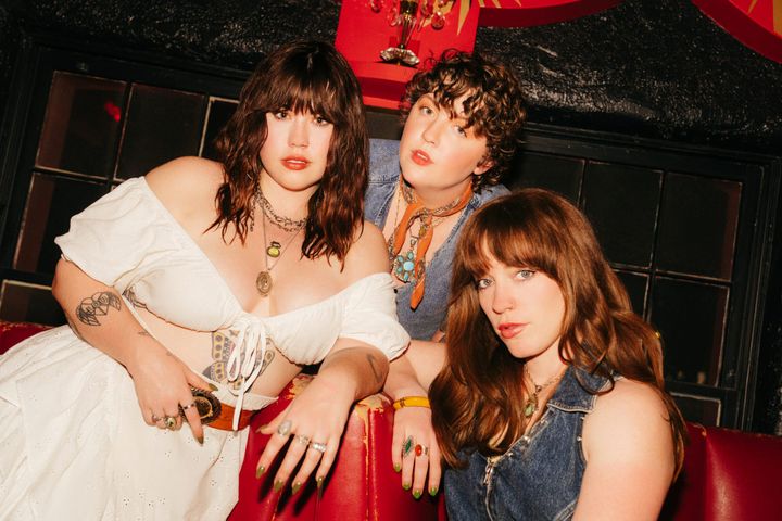 Rainbow Ruckus 9/1: Next of Kin, Willi Carlisle, Shawnee Kish