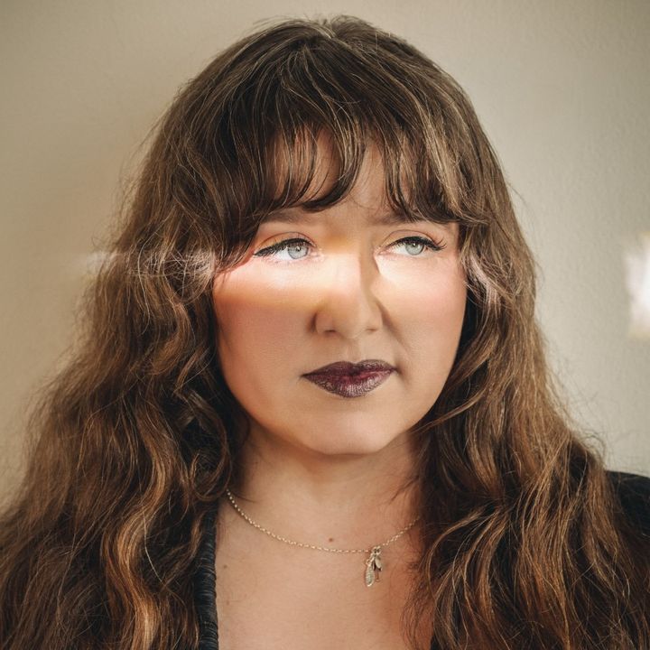 INTERVIEW: Jolie Holland Reveres Her "Haunted Mountain"