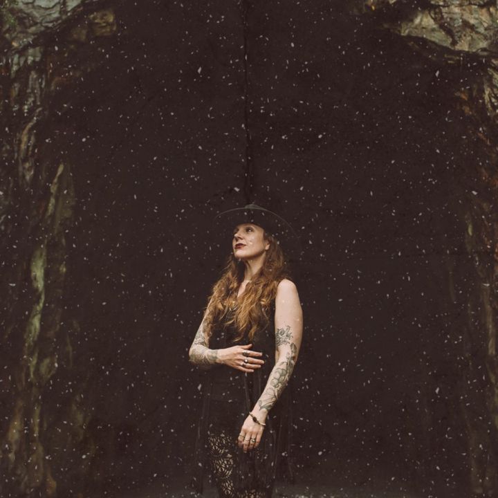 INTERVIEW: Sarah King on Picking Up The Pieces From Her Cancer Diagnosis