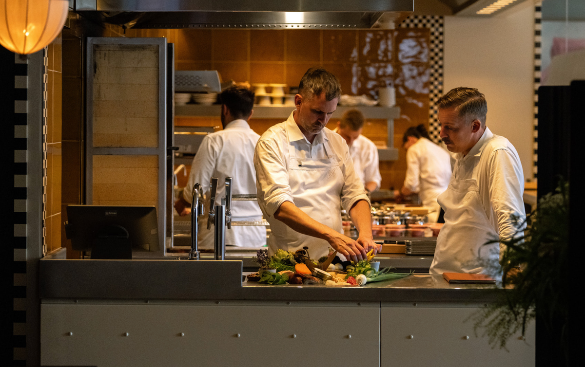 Vino Voices Special Edition: "Knife Edge: Chasing Michelin Stars - Season 2" by Apple TV—Episode 7