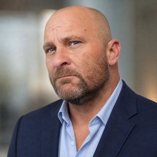 Scott Hampton