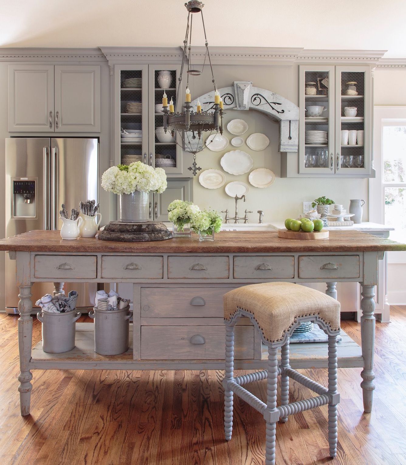 Style Guide: French Country