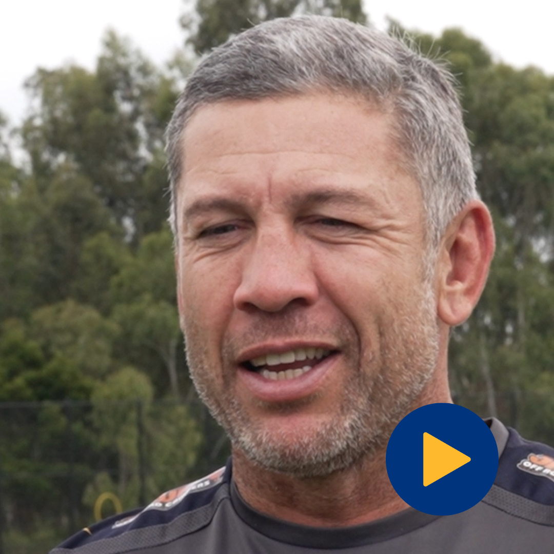 Nathan Cayless relives his field goal against Newcastle in 2008