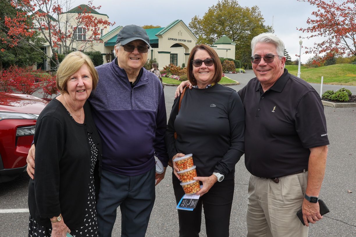 The Alcove's 2022 Mary Beth Davis Memorial Golf Classic