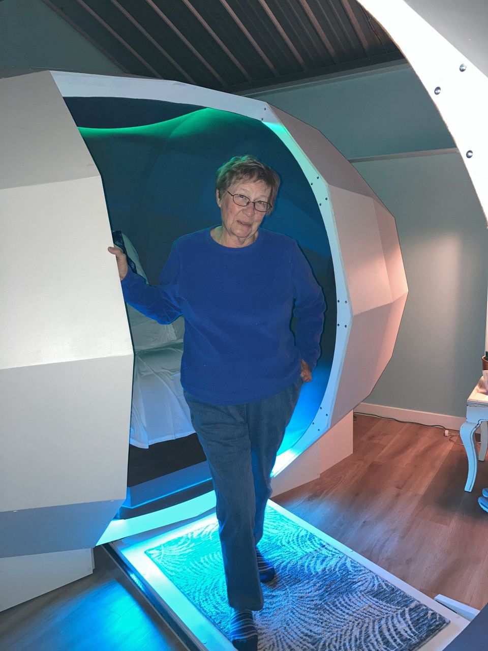 Happiness inside that has lasted at 80 years old