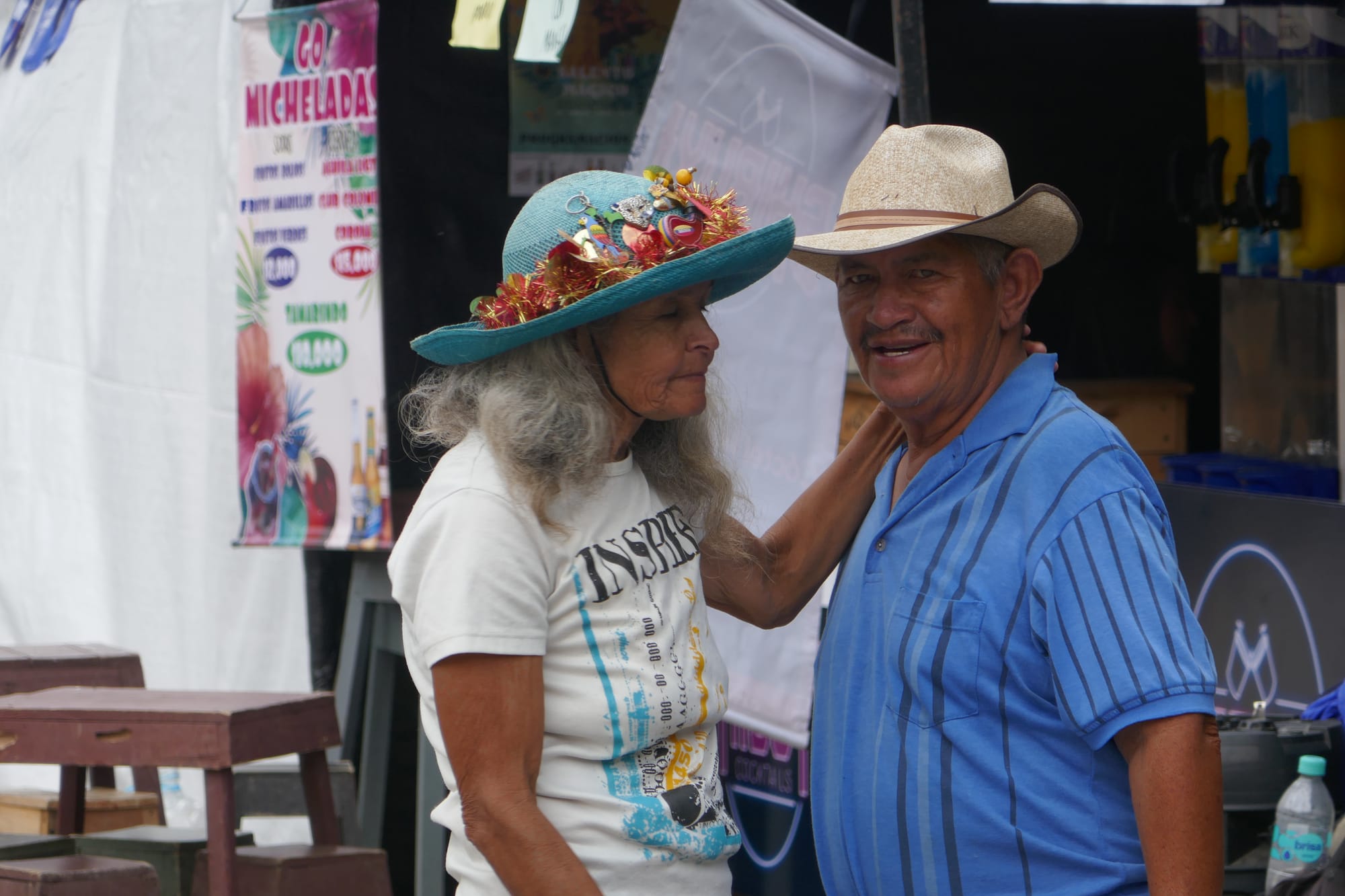 Une femme et un homme de Salento en Colombie