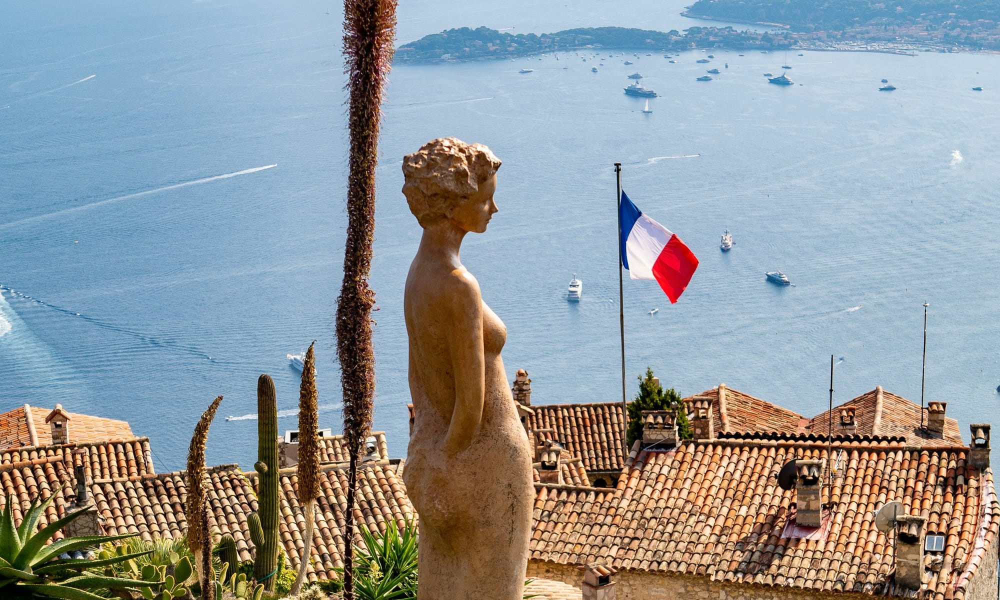 Orange heatwave alert extended across Alpes-Maritimes through Wednesday