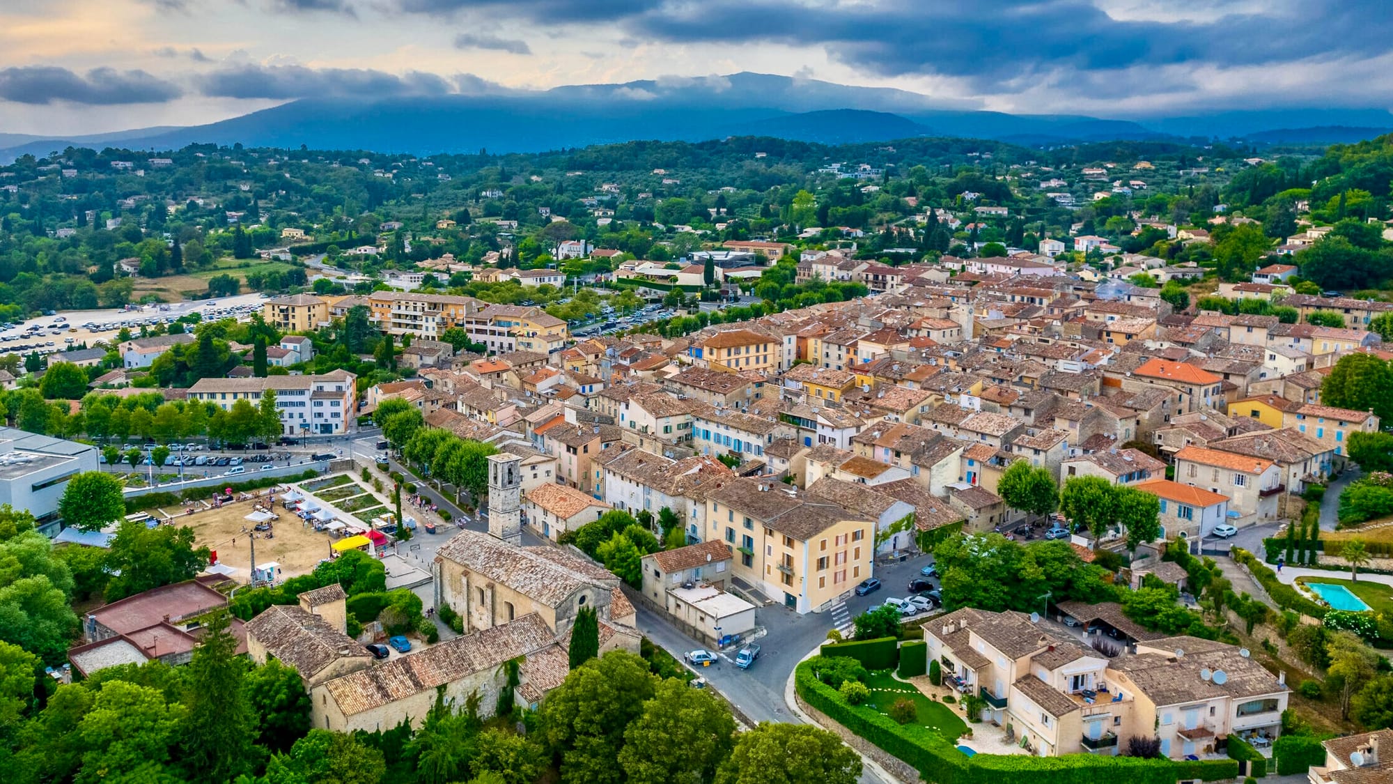 Valbonne residents petition against new phone mast in Val Martin district