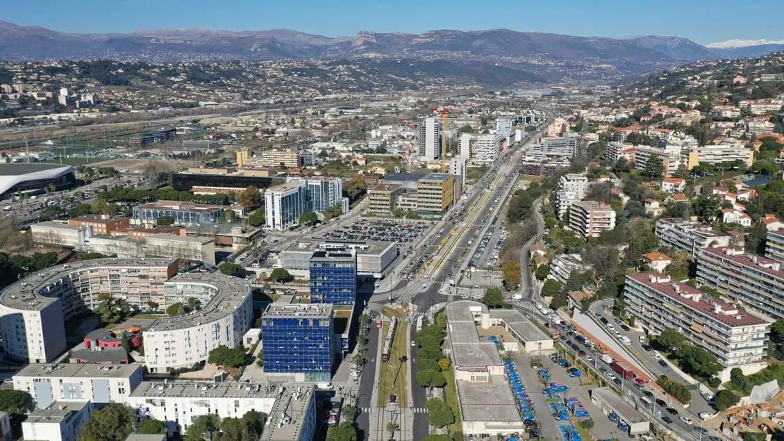 Two dead and six injured after shooting in Nice's Moulins neighbourhood as Ciotti condemns attack on Republic
