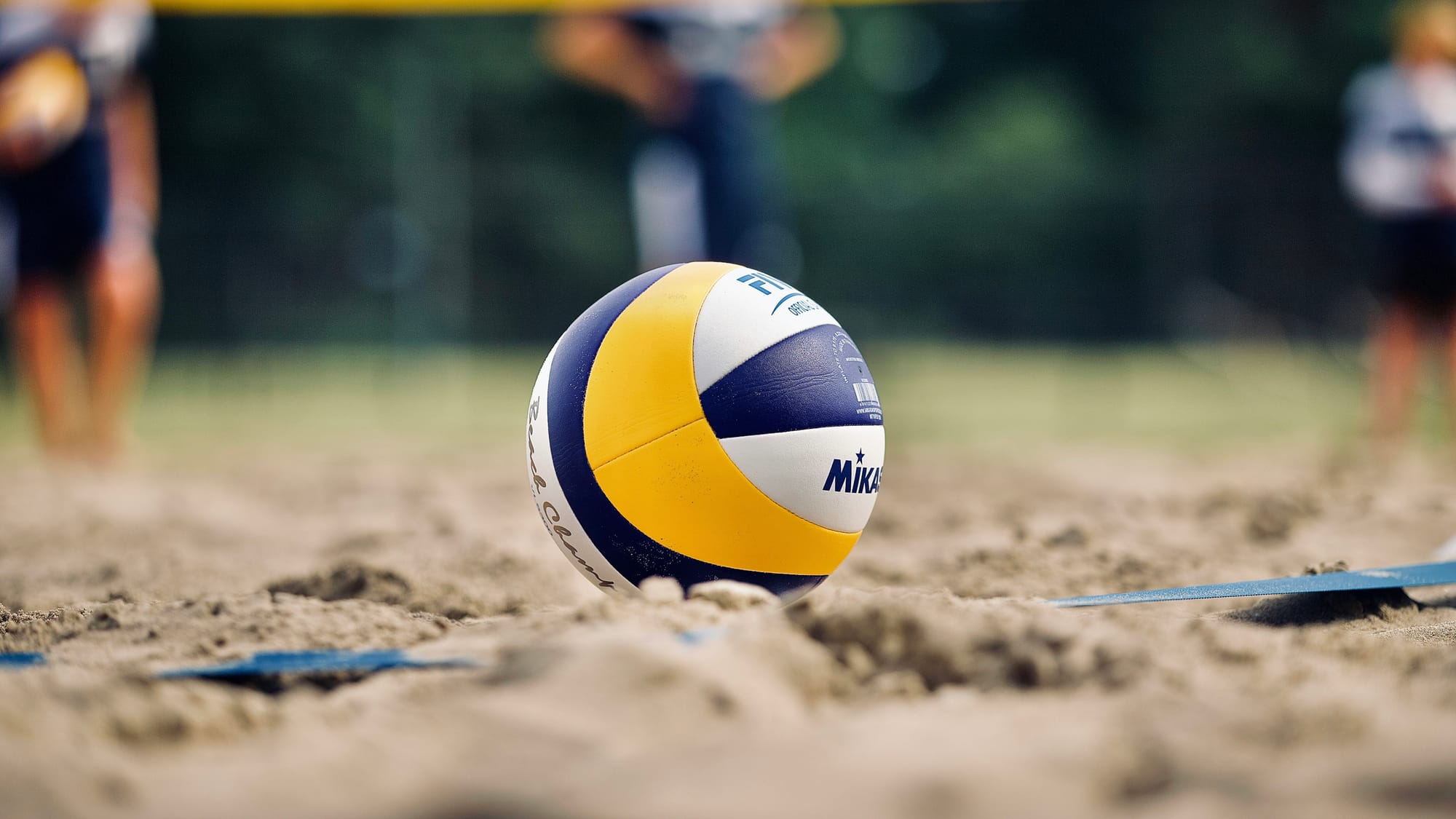 World's best footvolley teams battled it out on Antibes' sand
