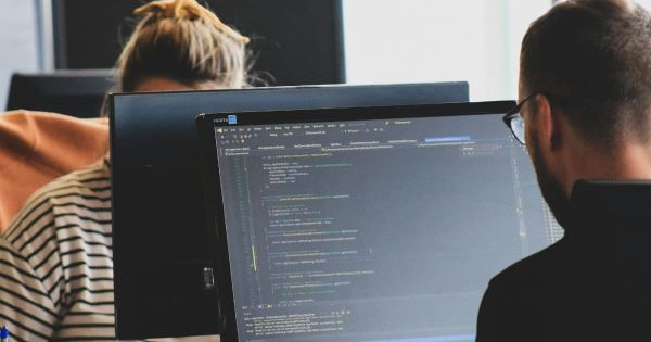Integrar IA ao Moodle, Canvas e D2L Brightspace: guia sem migração de dados