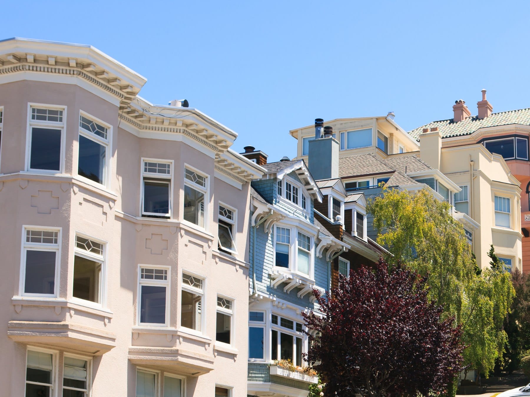 Victorian and Edwardian homes climbing a Cow Hollow street