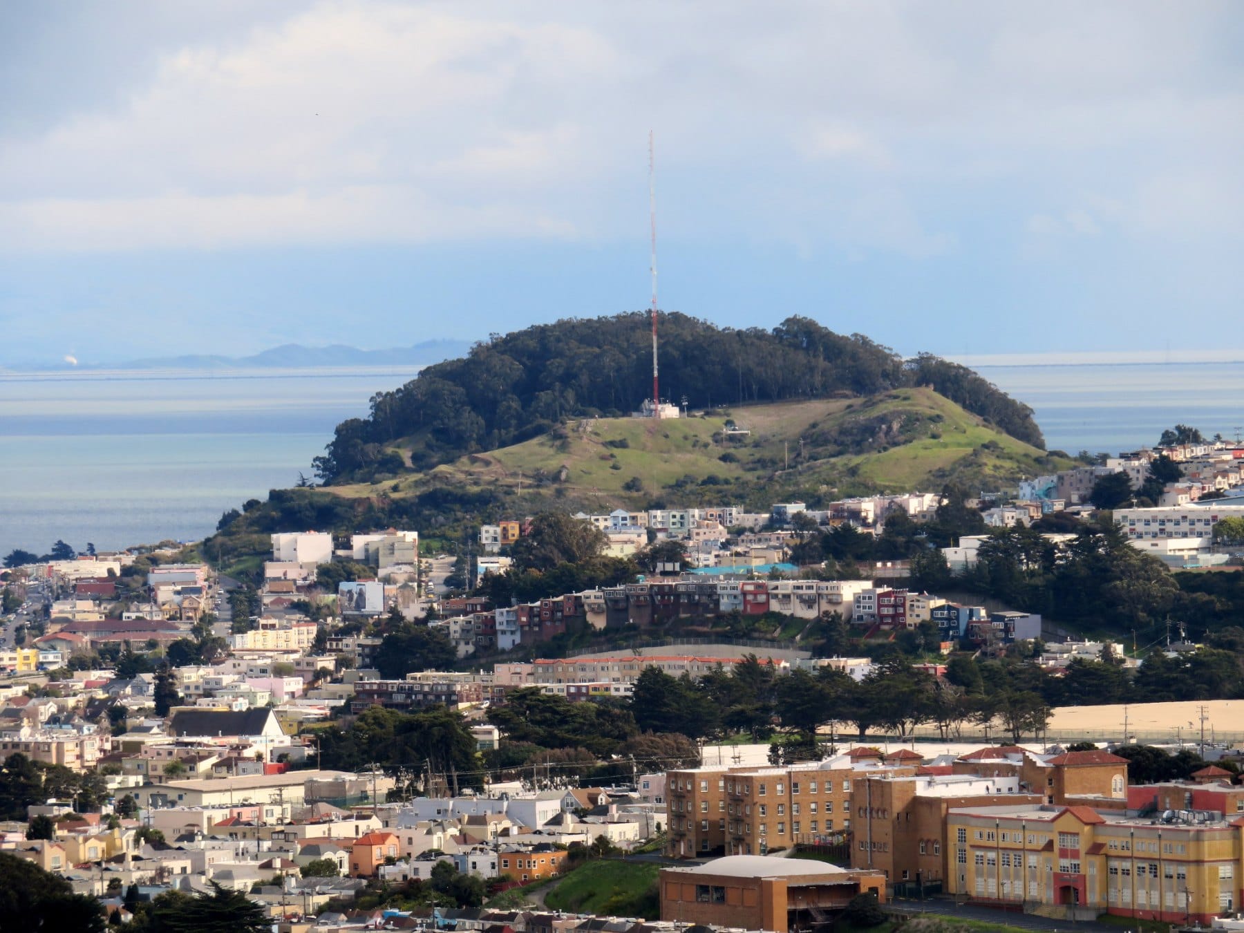 Looking east from Diamond Heights over the city toward the bay