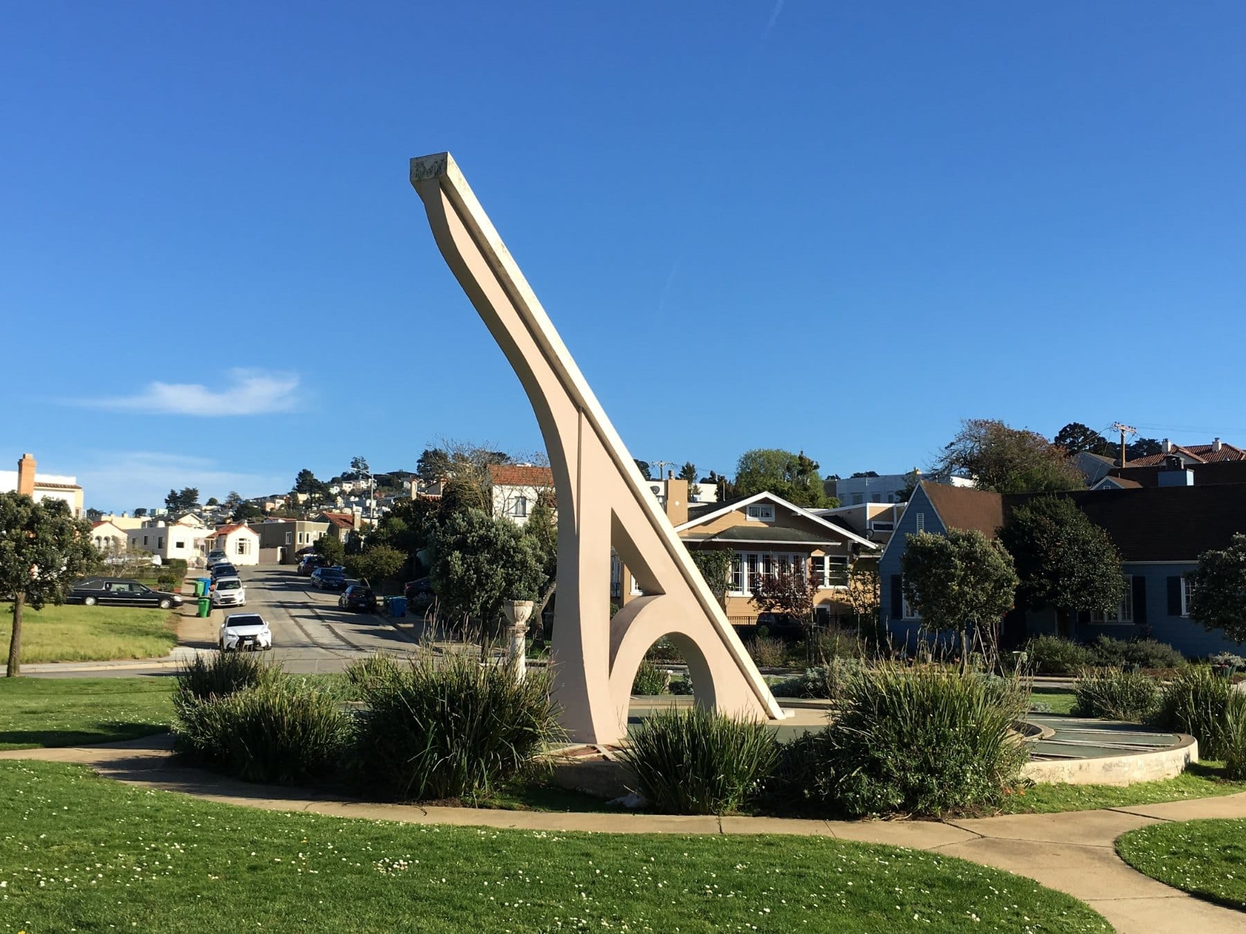 The giant concrete sundial in Ingleside Terraces