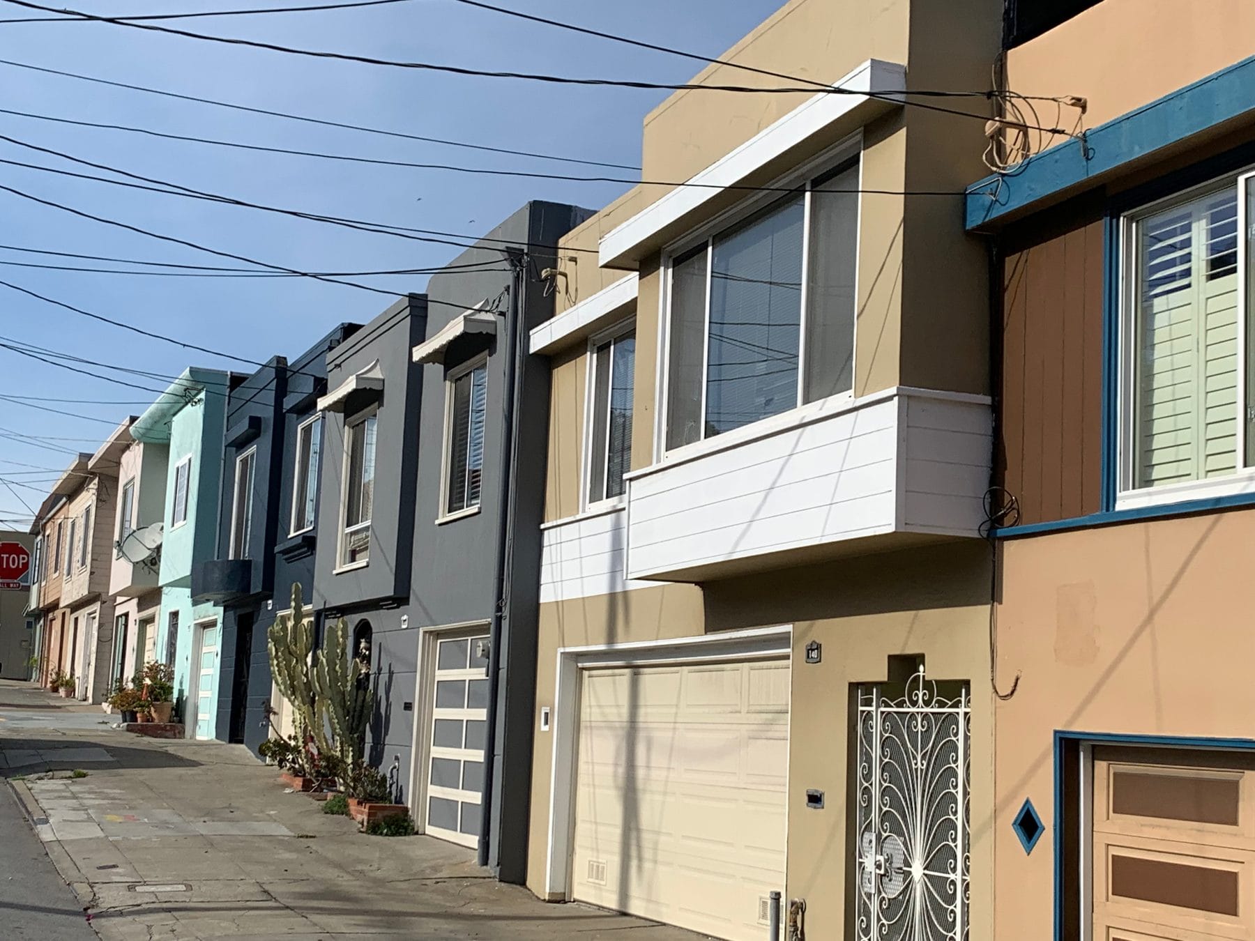 A row of attached houses with garages in Oceanview
