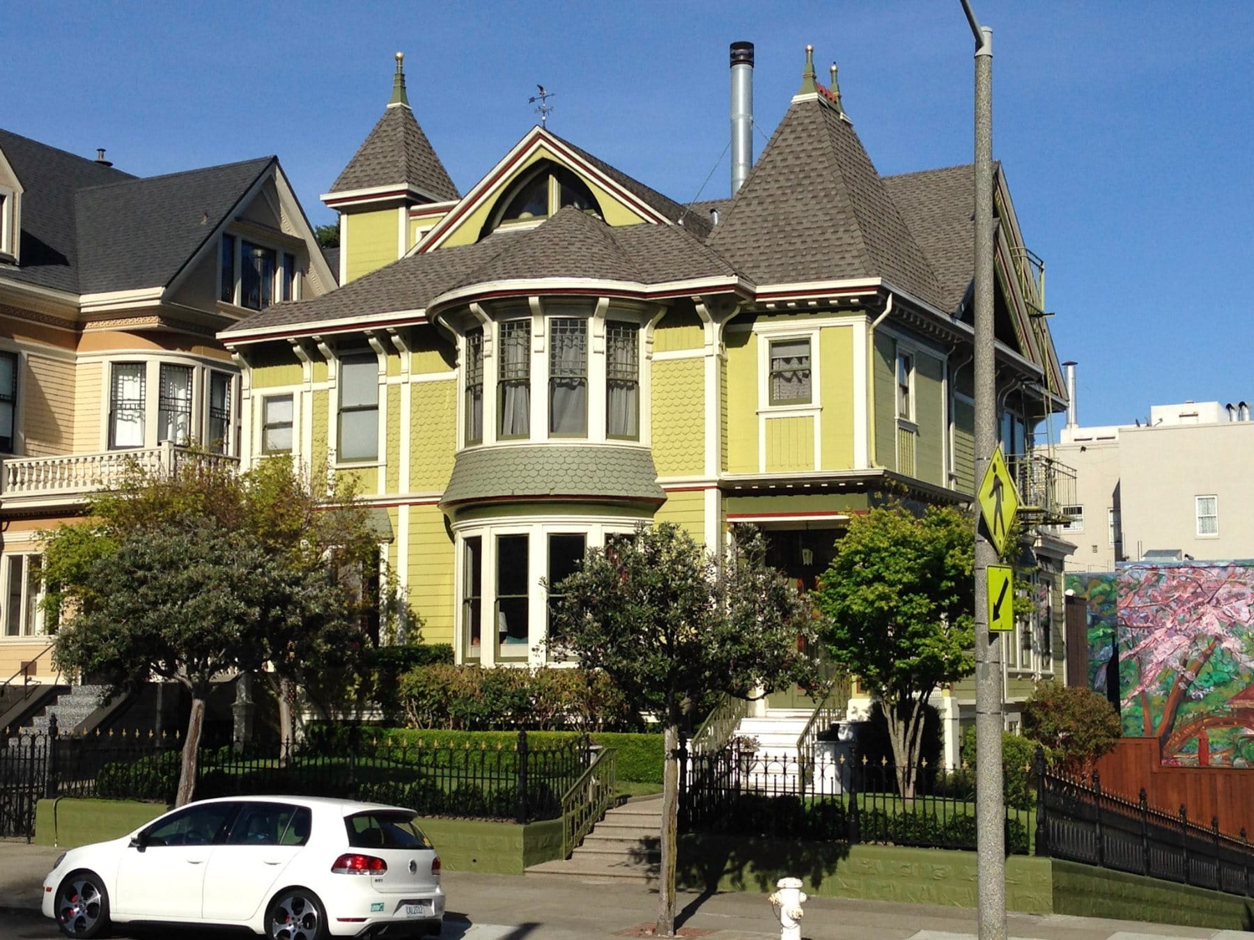 Queen Anne Victorian in Pacific Heights